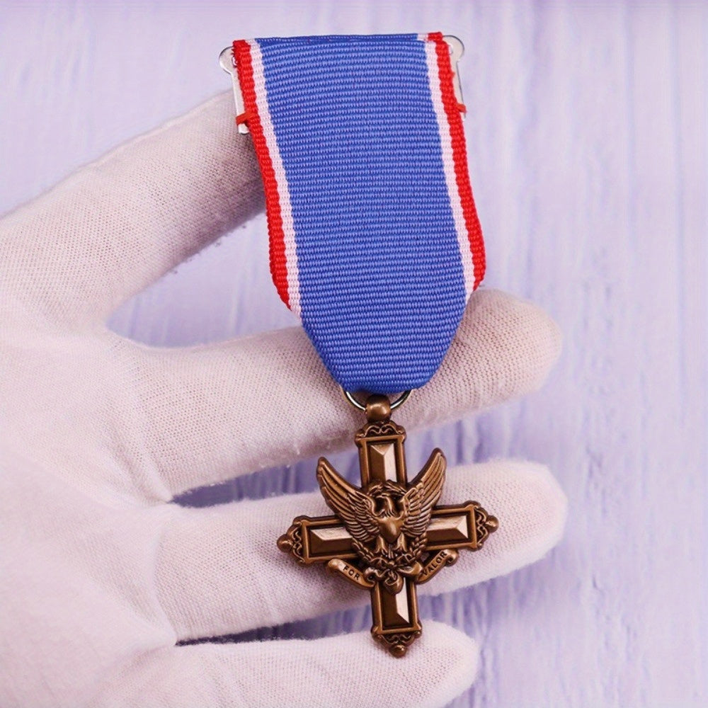 Vintage Style Distinguished Service Military Medal