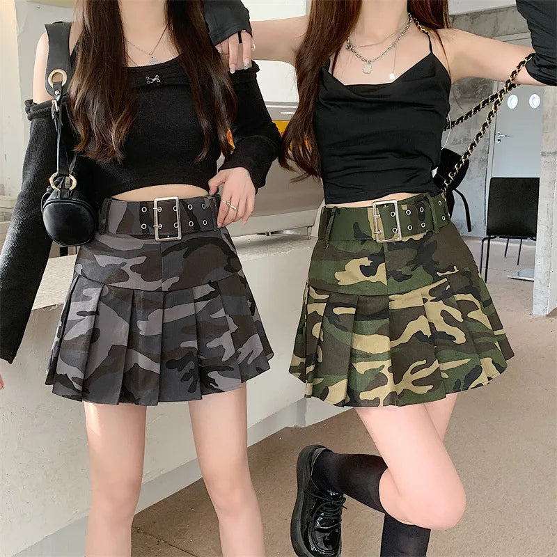 Women's Pleated Short Skirt