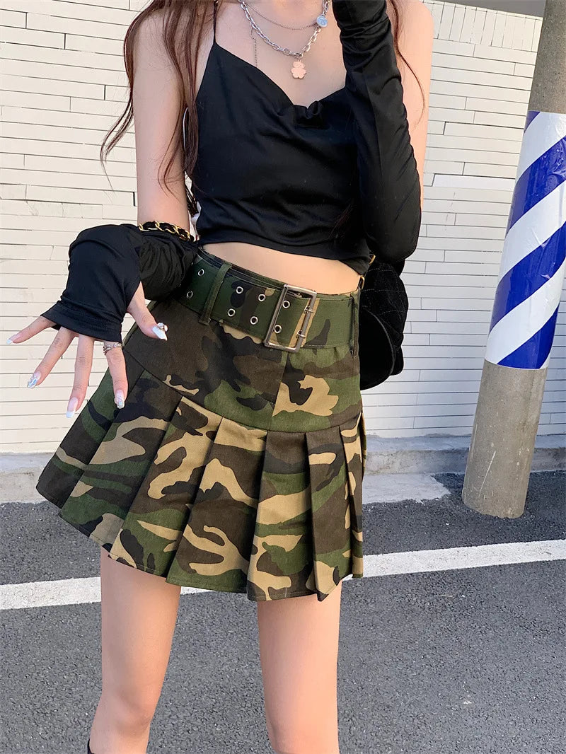 Women's Pleated Short Skirt