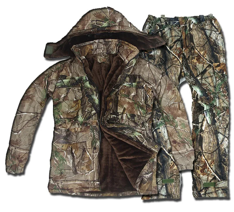 Military Camouflage Suit for Tactical Outdoor Adventure Suit