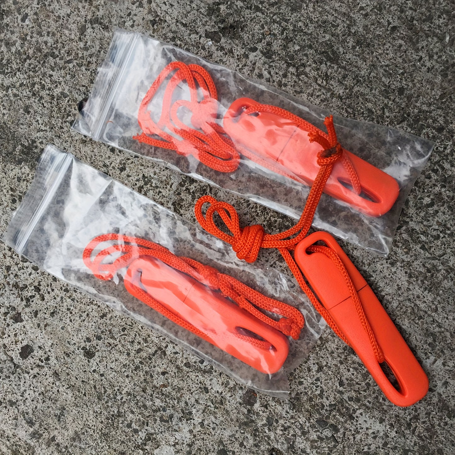 1-piece Emergency Fire Starter Stick Camping