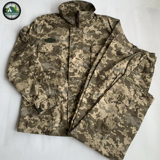 Ukraine camouflage uniform two piece tactical suit jacket and pants digital pixel camouflage for field use