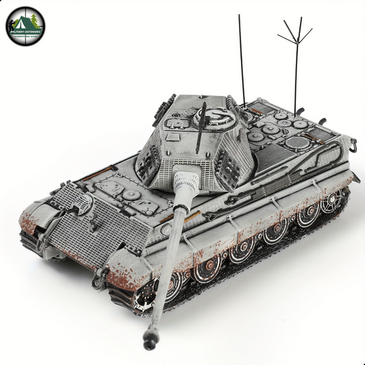 German Tiger II model kit weathered scale tank model with long gun barrel turret hatches and antennas